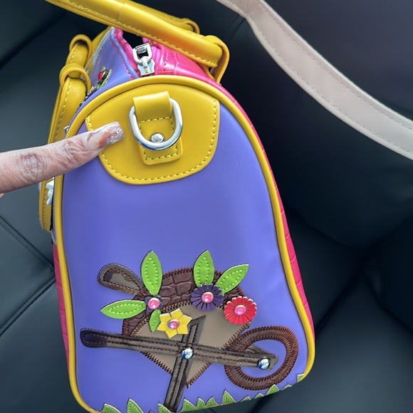 Cutest Pocketbook Ever 😊 - Picture 5 of 6